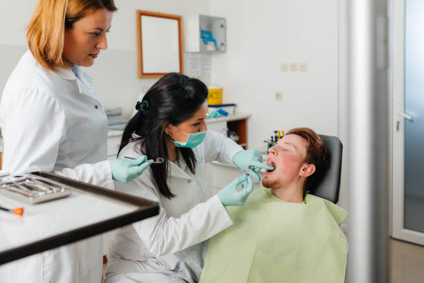 Best Emergency Tooth Extraction in Vander, NC